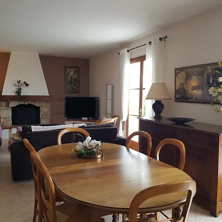 Maison Avec Piscine Entre Et Montagne Semesterbostad *