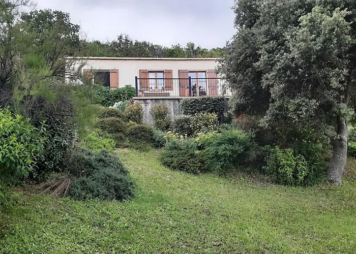 Feriehus Maison Avec Piscine Entre Et Montagne *