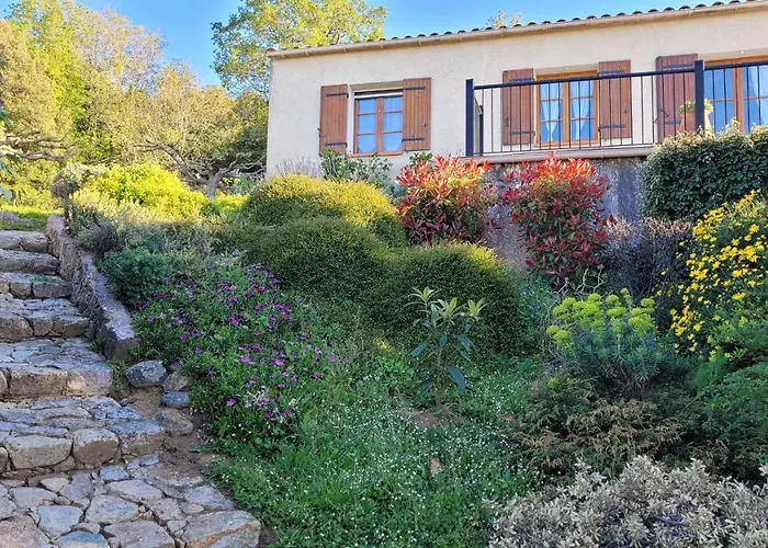 Feriehus Maison Avec Piscine Entre Et Montagne *