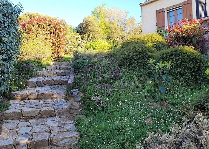Feriehus Maison Avec Piscine Entre Et Montagne *
